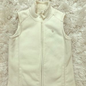 Fleece lined girls white vest- NEW!